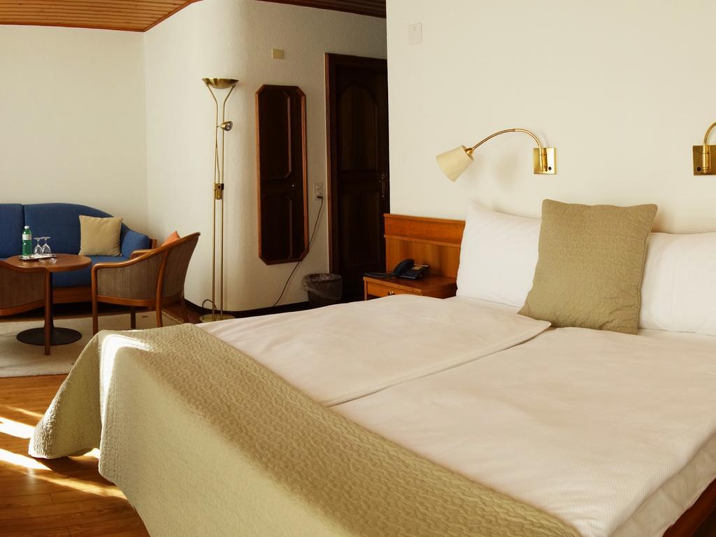 Boutique-Hotel Sonne Bremgarten Quarto foto