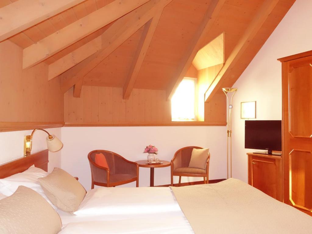 Boutique-Hotel Sonne Bremgarten Quarto foto